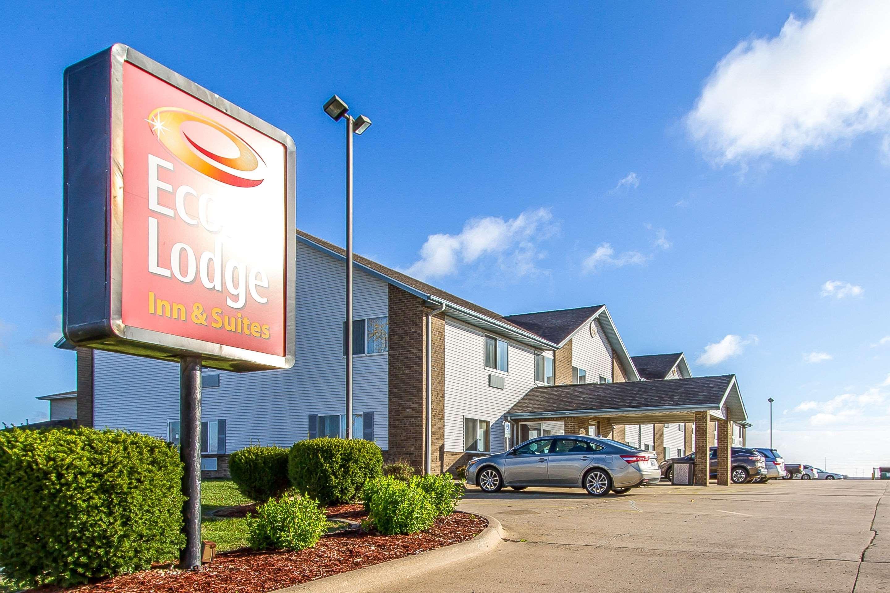 Pekin Econo Lodge & Suites מראה חיצוני תמונה