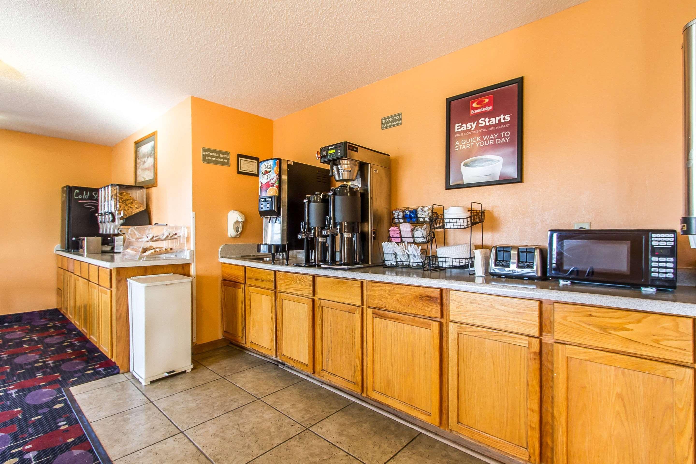 Pekin Econo Lodge & Suites מראה חיצוני תמונה