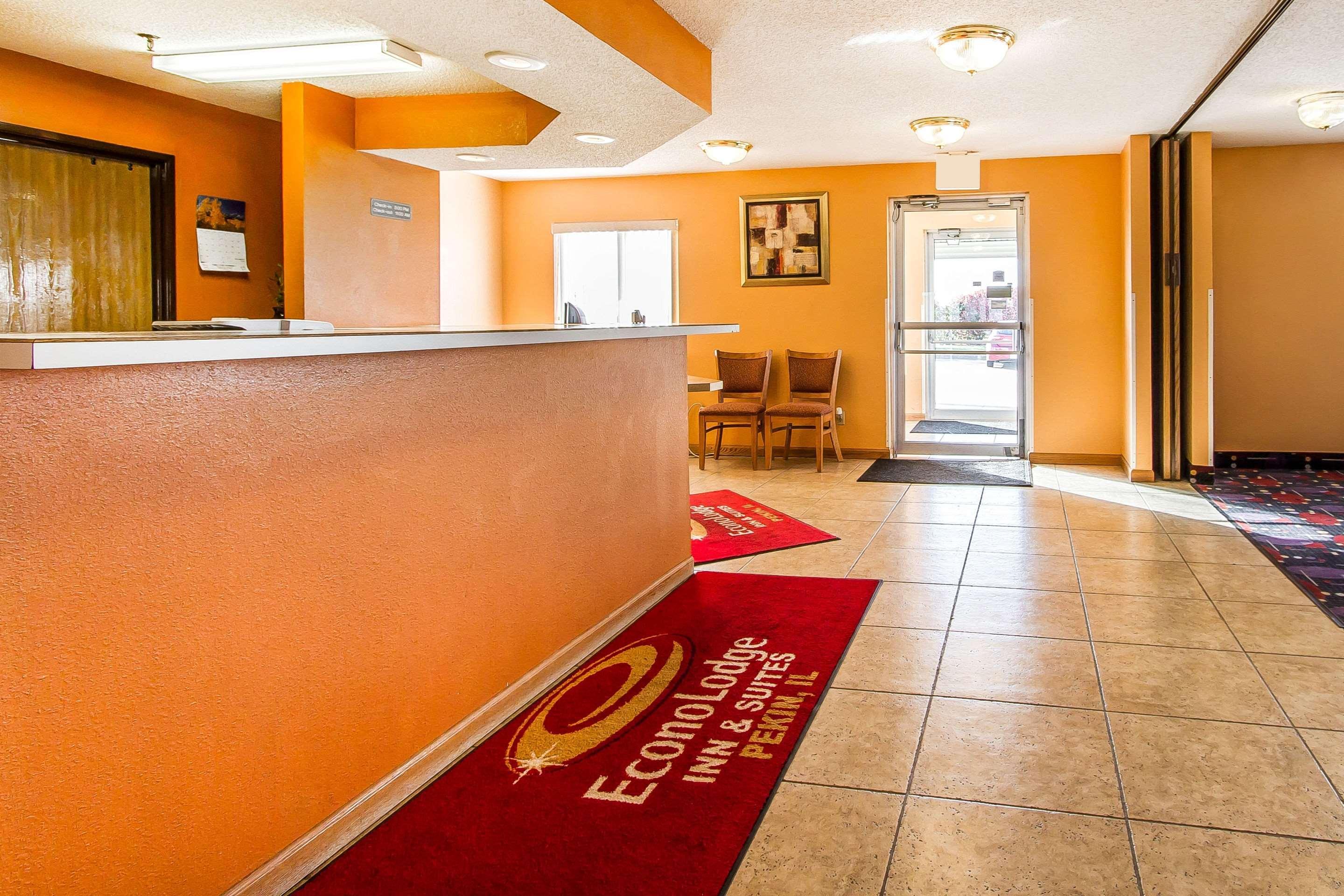 Pekin Econo Lodge & Suites מראה חיצוני תמונה